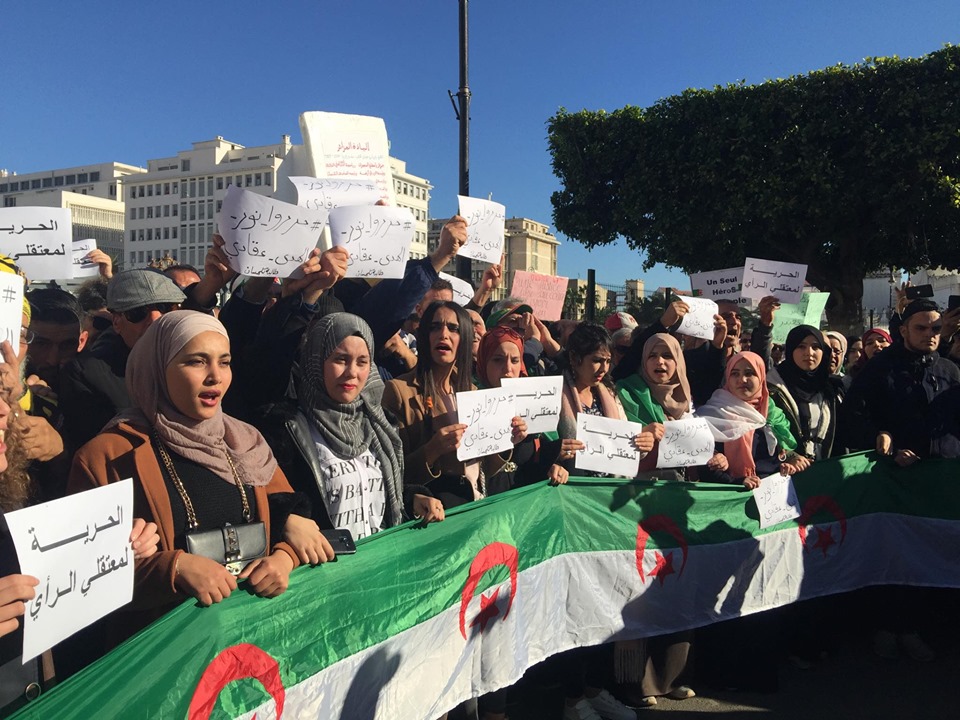 47e mardi : les étudiants se solidarisent avec leur camarade détenue Nour El Houda Oggadi