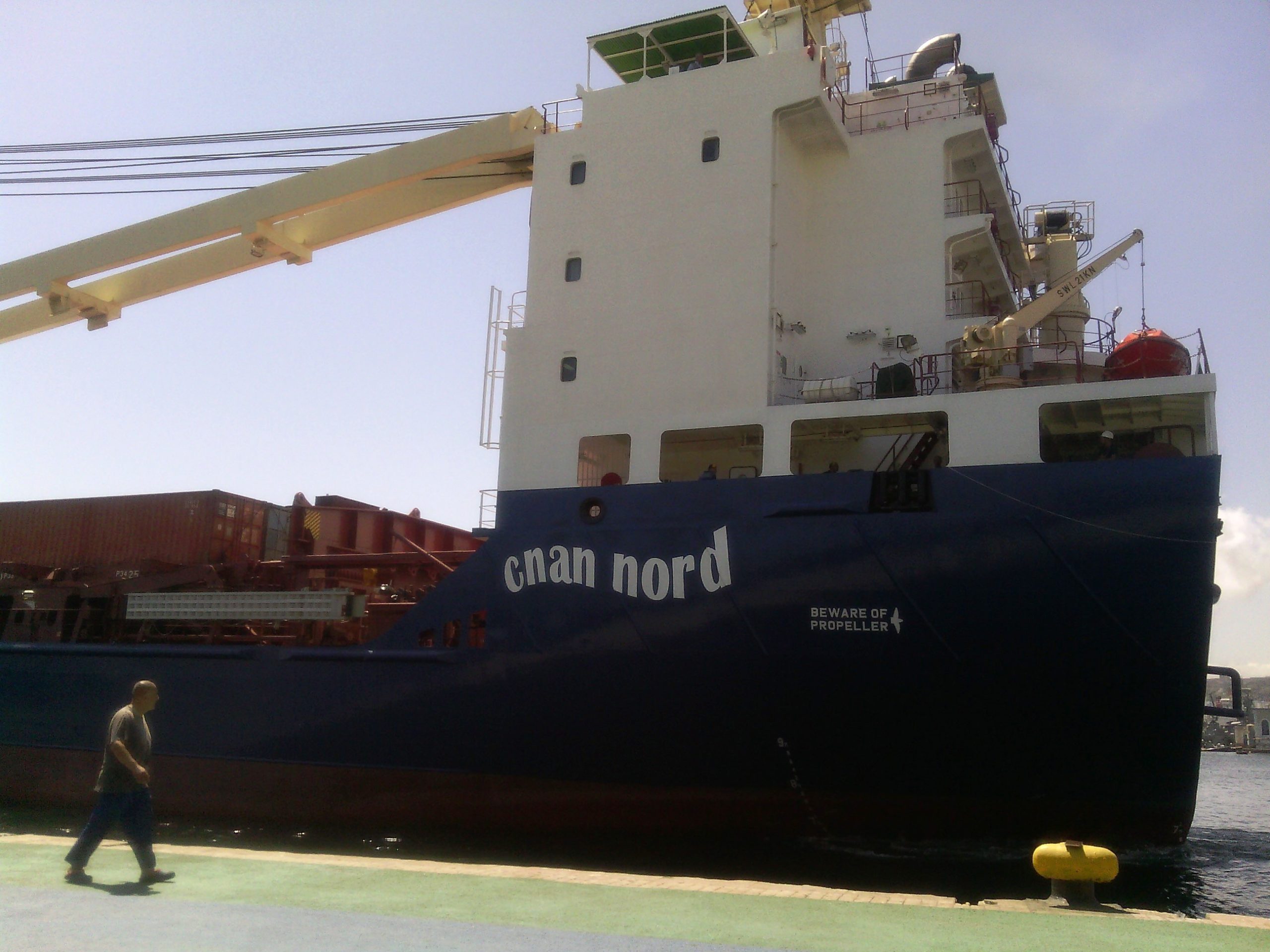 Un navire de la CNAN Nord bloqué au port d’Anvers (Belgique) pour une créance