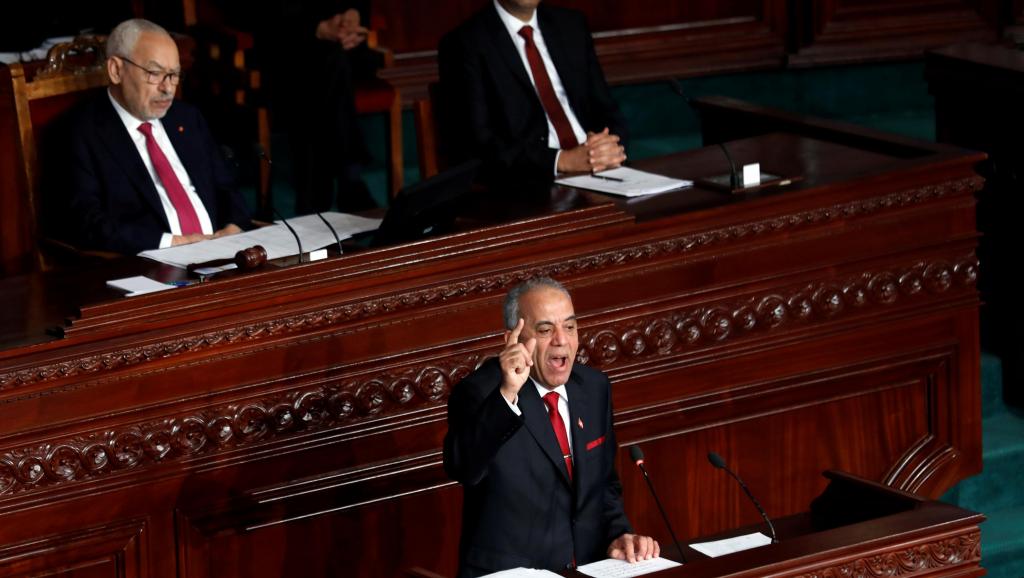 En Tunisie, la démocratie parlementaire en oeuvre : le gouvernement de Habib Jemli rejeté