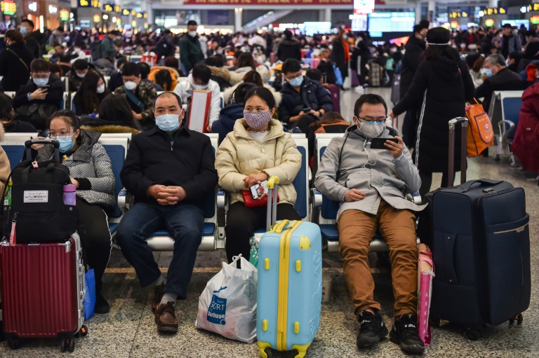 Face à l’épidémie, la Chine met des villes entières en quarantaine