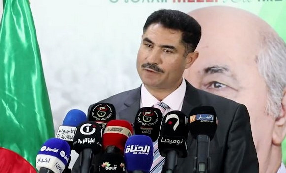 Révision de la Constitution: les travaux du Comité d’experts ont atteint un “stade avancé”