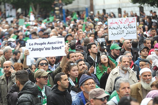 Des activistes du Hirak relaxés à Touggourt et Adrar