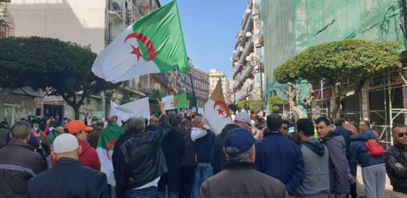 Hirak 55 : Un autre vendredi et toujours le puissant  appel de la liberté