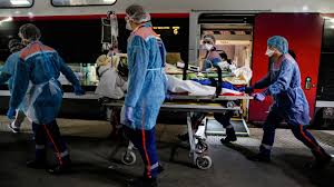 Le coronavirus, en hausse “exponentielle”, a emporté 46.000 vies dont un nouveau-né