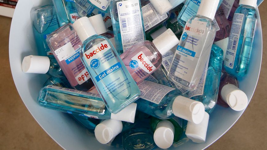 Le ministère du Commerce accorde 37 licences de production de gel hydroalcoolique