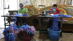 Dans l’Irak confiné, soupe populaire et masques faits maison