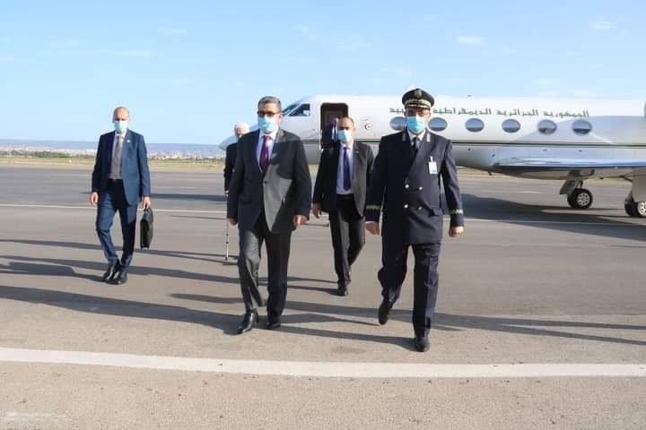 Djerad entame une visite de travail à Oran
