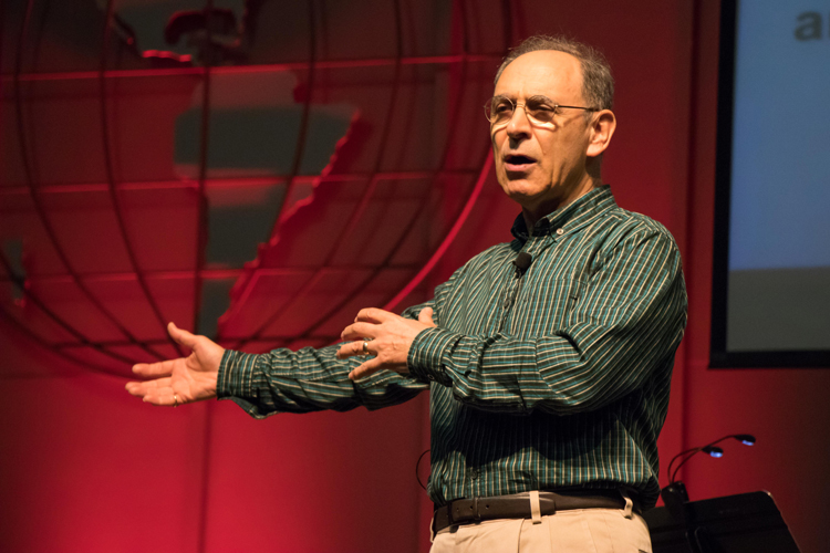 Projection du film « Augustin : Fils de ses larmes » vendredi sur Radio M : 3 questions posées au producteur Henri Aoun