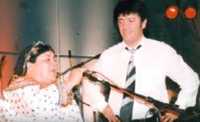 Covid19: la mère de Lounès Matoub sera enterrée demain à Taourirt Moussa, sa famille appelle à la vigilance