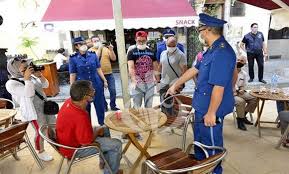 Mesures anti-Covid-19: les cafés et fast-food sont rappelés à l’ordre