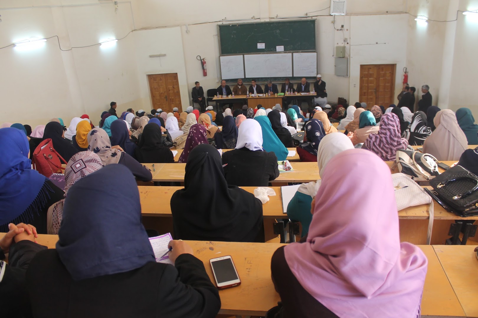 الوادي: جامعة العلوم الإسلامية تتهم مسؤولين مُستقيلين بمحاولة ضرب استقرار الوطن