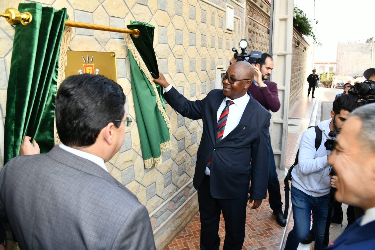 ميشيل ديكاستر: “المغرب اشترى قنصليات في الأراضي الصحراوية المحتلة وطرد 283 مُواطناً صحراويا منذ 2014