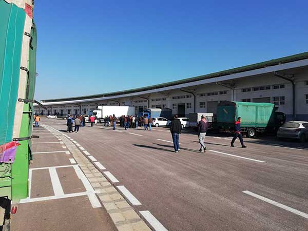 Commerce : cinq nouveaux marchés de gros annoncés par Rezig en 2021 et 2022