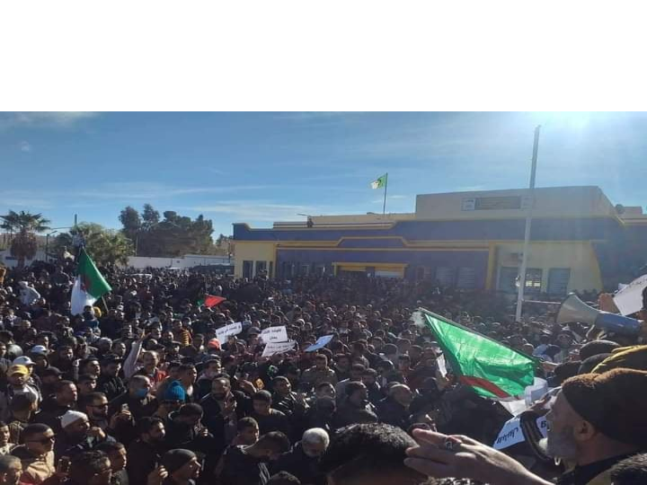 بعد ورقلة.. الأغواط تحتج تحت شعار وقفة الكرامة