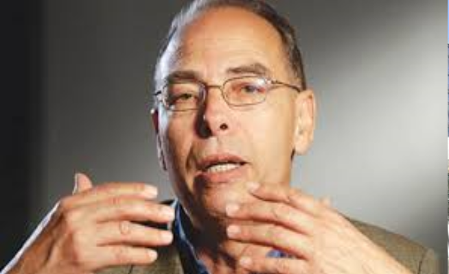 محكمة مغربية تحكم بالسجن عاما على الناشط الحقوقي معطي منجب