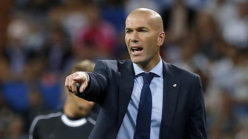 Zinedine Zidane contraint de s’isoler après un contact avec un cas de COVID-19