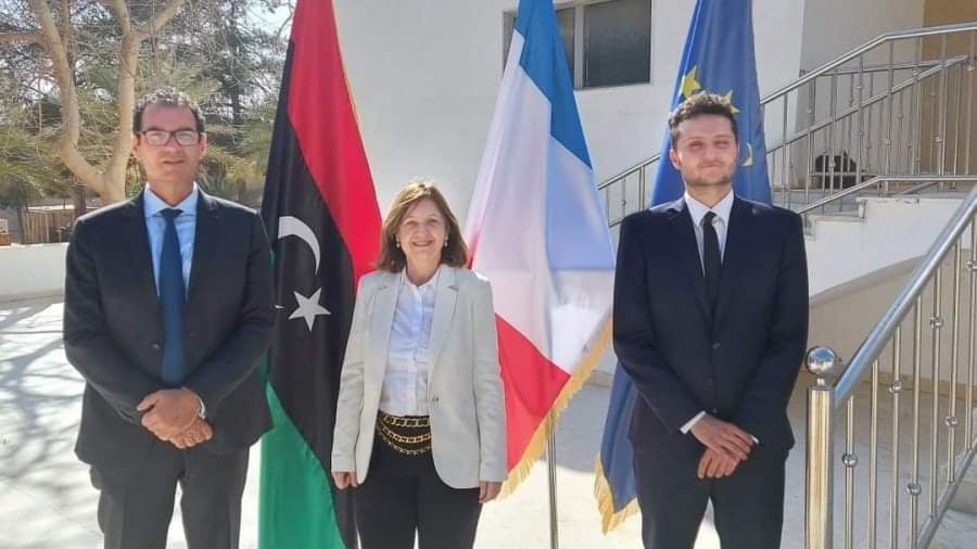 بعد 7 سنوات من الإغلاق، السفارة الفرنسية تُعيد فتح أبوابها في ليبيا