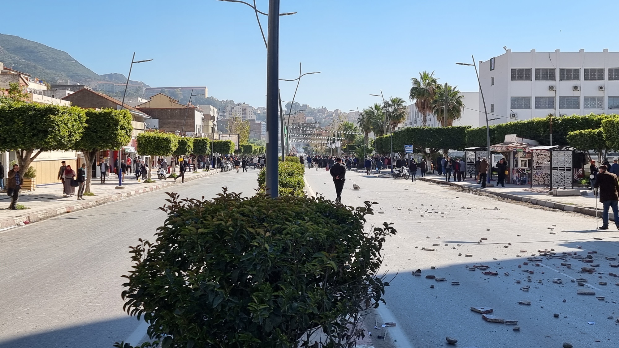 Séismes à Bejaia : une vive colère s’empare des familles sinistrées