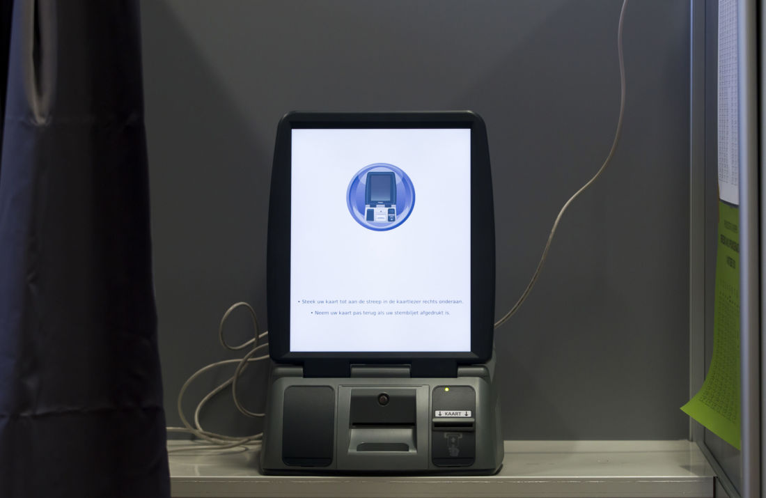 Charfi : “le recours au vote électronique à l’avenir n’est pas exclu”