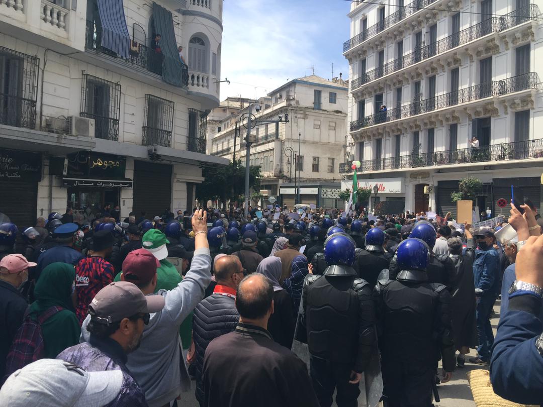 سابقة في تاريخ الحراك: منع مسيرة الطلبة واعتقال العشرات !