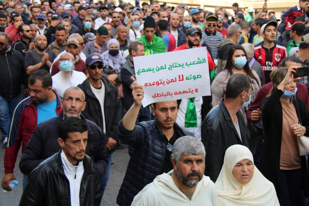 En vidéo : des manifestations signalées ce samedi à Alger, Ouargla et Annaba