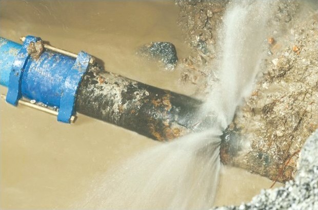 Près de la moitié de chaque litre d’eau est gaspillée en Algérie (2021)