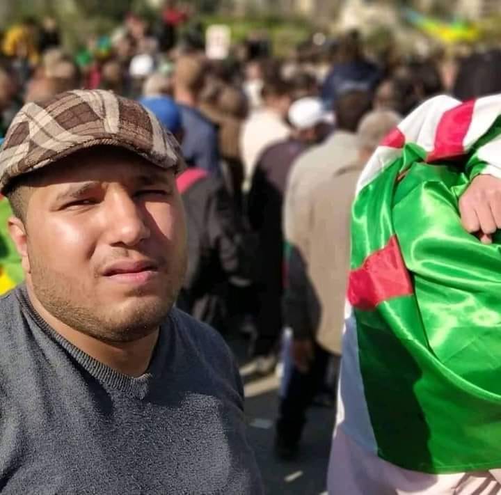 Blida : la chambre d’accusation charge le militant Hicham Khiyat