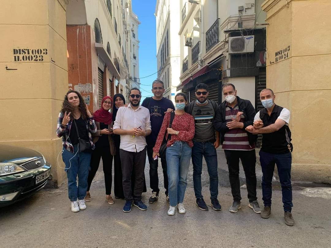 Les huit journalistes interpellés ont été relâchés