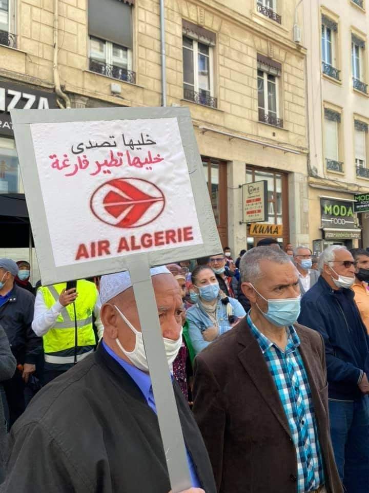 Conditions d’entrée en Algérie : la diaspora algérienne manifeste dans plusieurs villes européennes