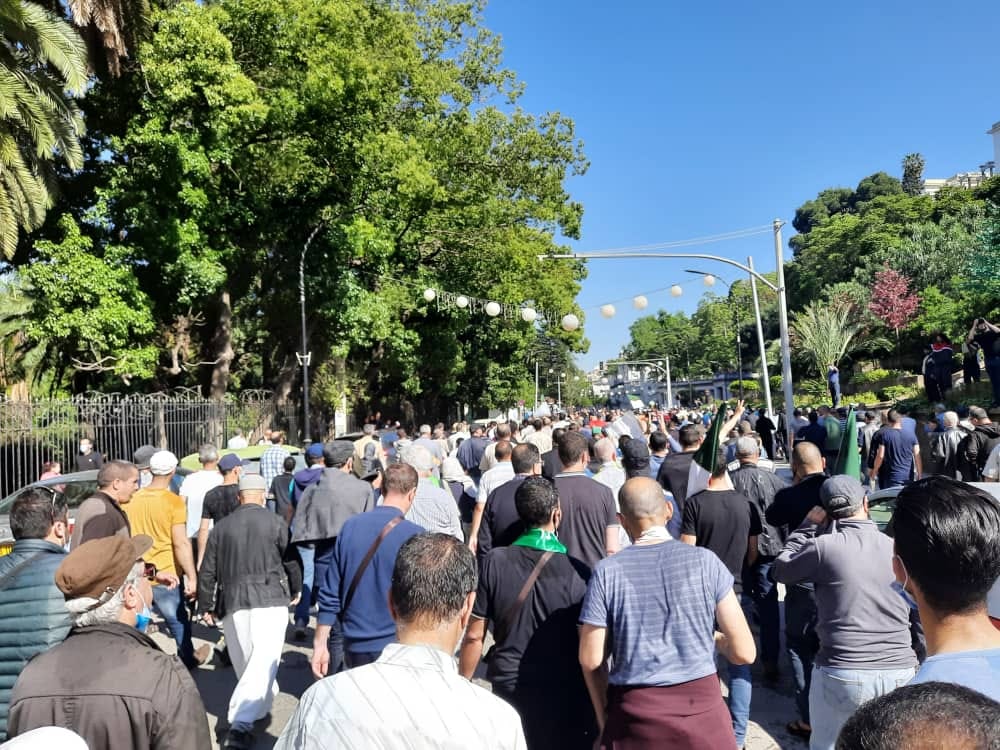 Hirak : La marche d’Alger se disperse dans le calme aux Anassers (ex-Ruisseau)
