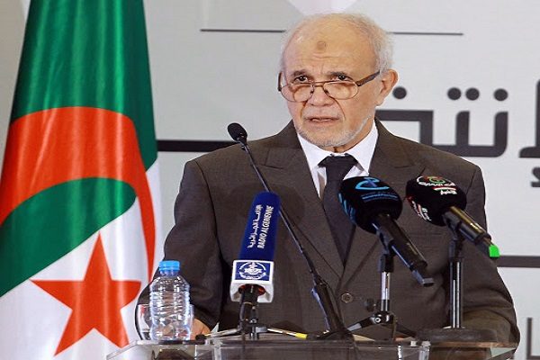 Chiffres des législatives : cafouillage inédit, « le recyclage » en marche