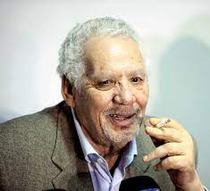 حديث عن اسقاط جميع التهم في حق خالد نزار بسويسرا