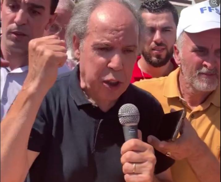 مقران أيت العربي : ”السجون وضعت للمجرمين وليس للمناضلين الأحرار”