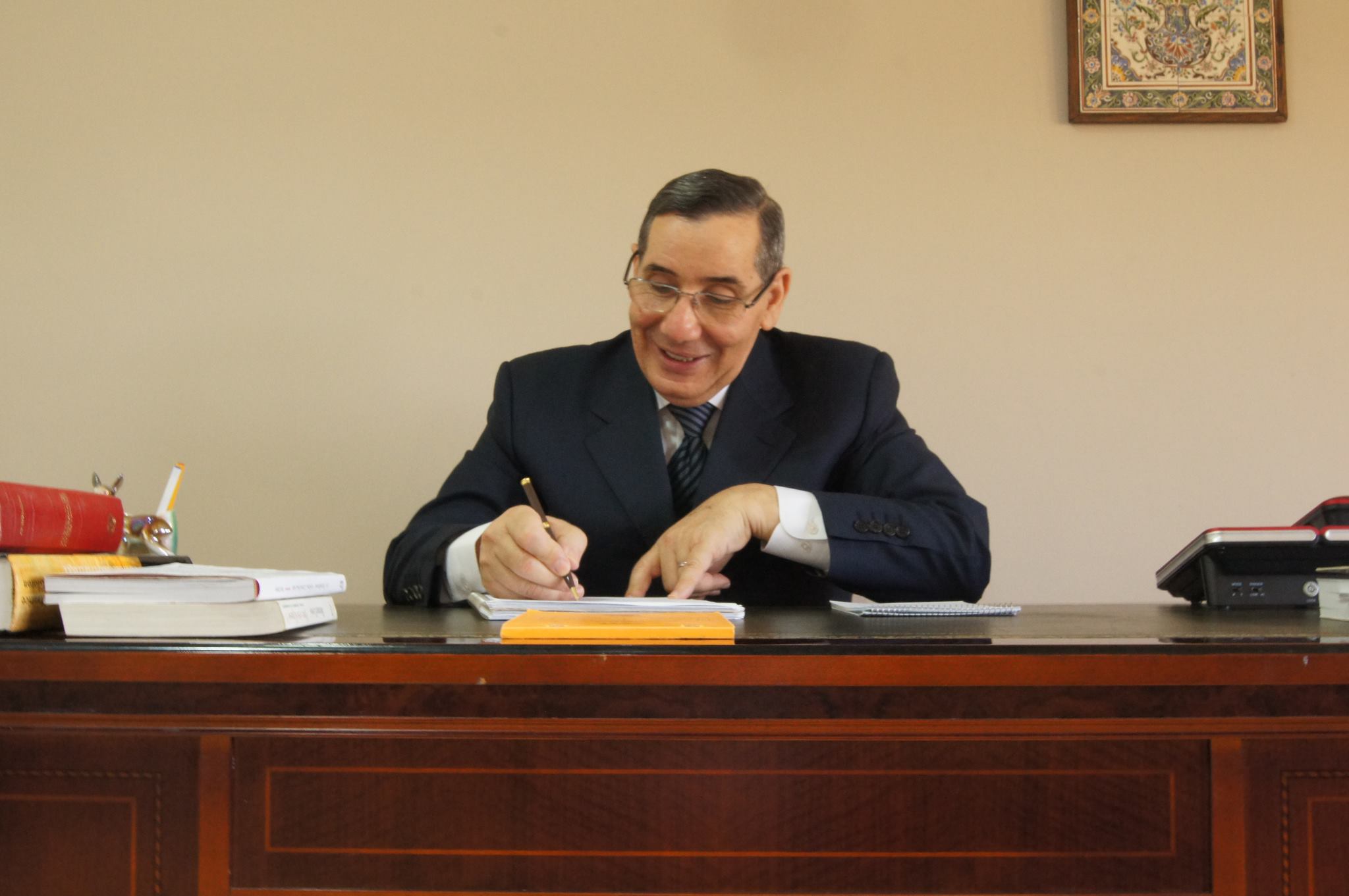 L’ex-ministre Nourredine Boukrouh réagit à une cabale judiciaire contre sa famille￼