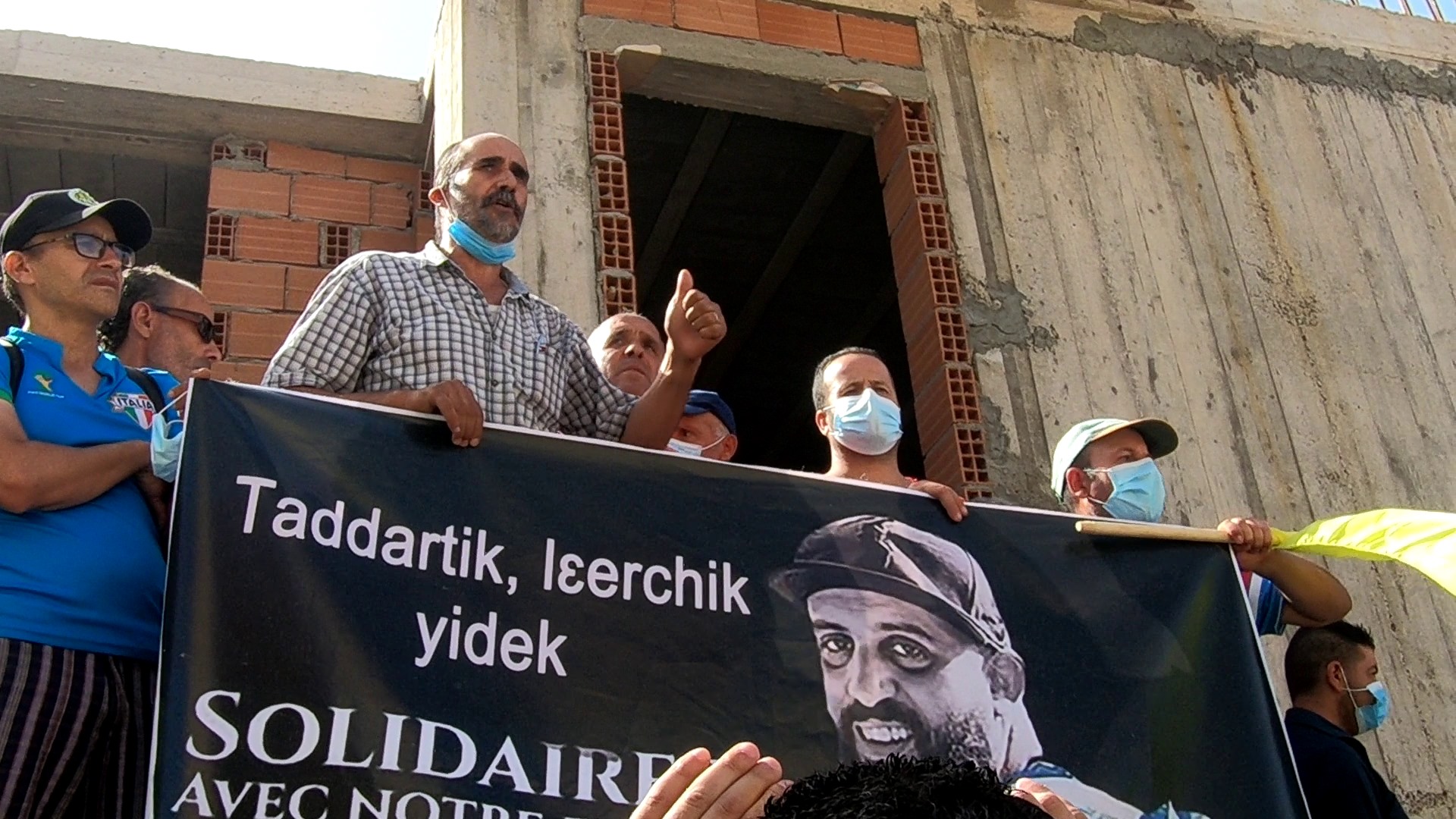 Tizi Ouzou : des villages s’organisent pour la libération de Sofiane Mohdeb