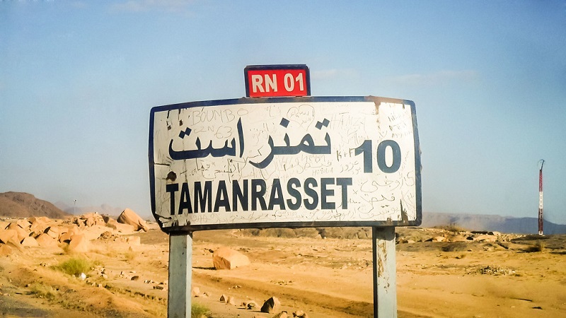 Incendies de Tizi Ouzou : le formidable élan de solidarité des habitants de Tamanrasset