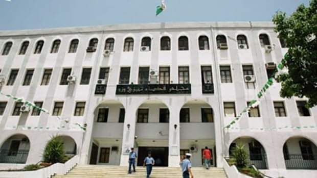 “Les incendies sont l’œuvre de commanditaires occultes ayant agi suite aux déclarations du président” (Procureur)