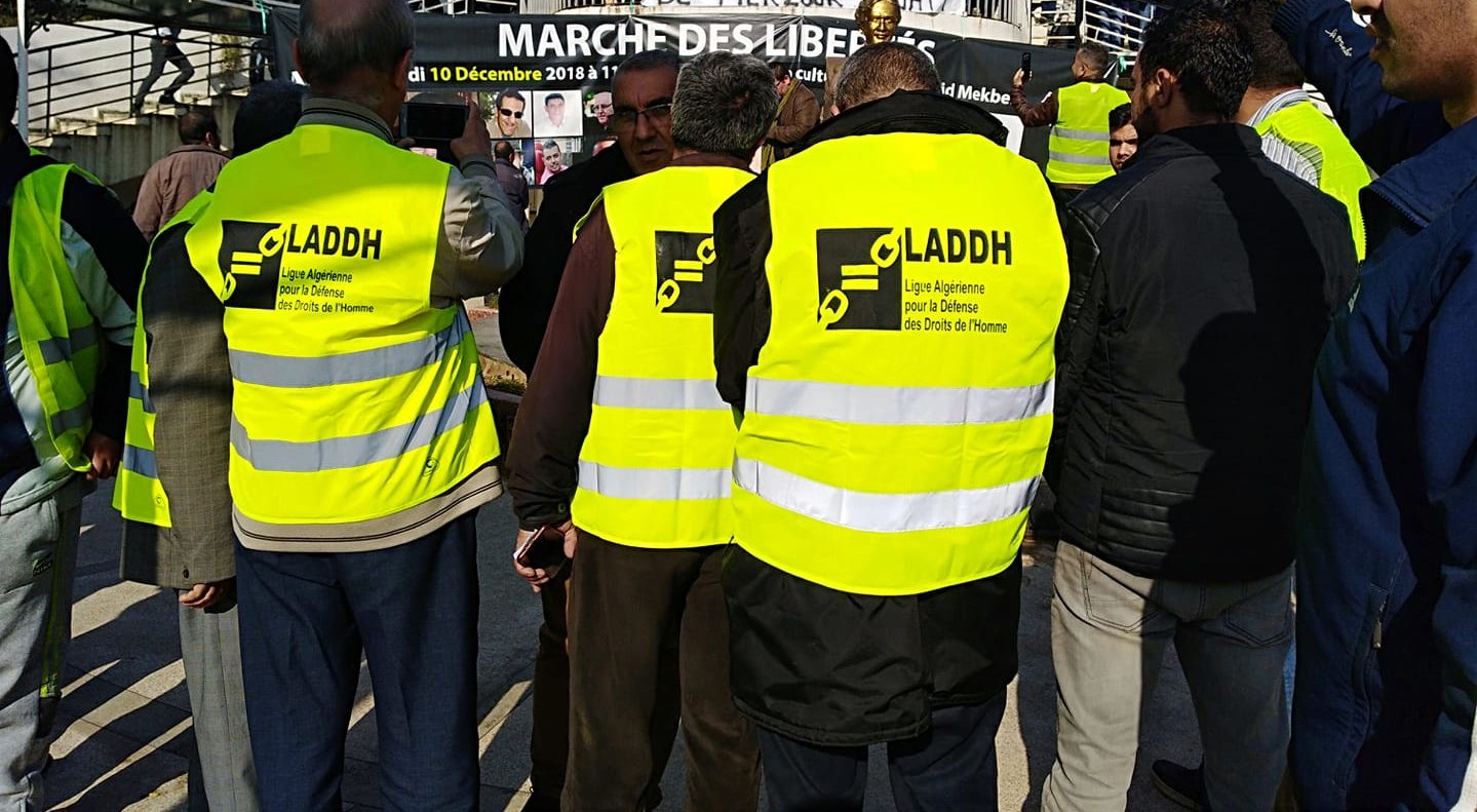 قوات الأمن تعتقل مناضل آخر في حقوق الإنسان