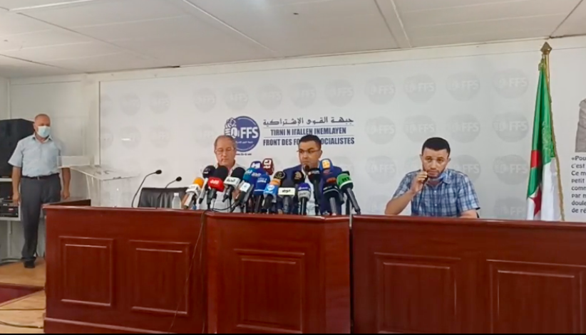 لتبرير مشاركته في الإنتخابات المحلية : “الأفافاس” يتبنى خطاب السلطة الثلاثي “المخزن-ماك-رشاد”