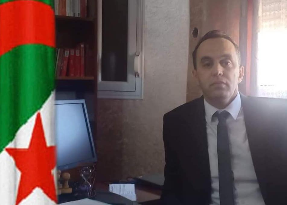 تلمسان: شطب محامي من هيئة الدفاع عن معتقلي الحراك بسبب “لايف”