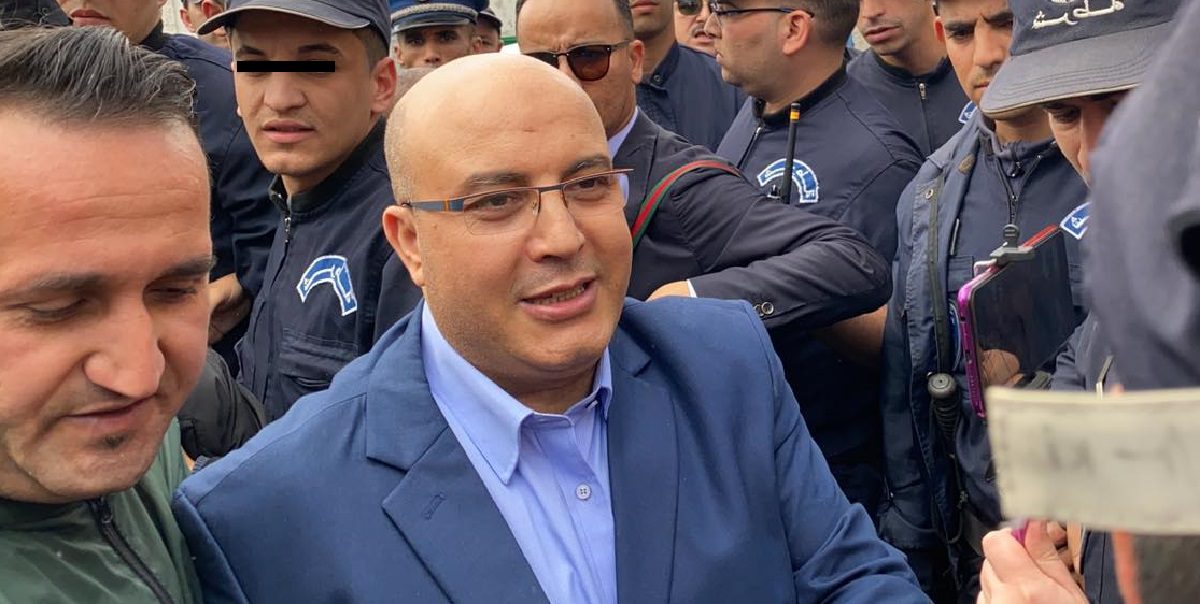 في ثالث محاكمة له: النطق بالحكم في حق الصحفي فوضيل بومالة يوم 11 أكتوبر