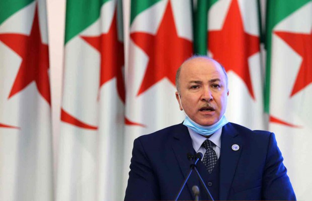 أيمن بن عبد الرحمن يردّ على ماكرون من وهران