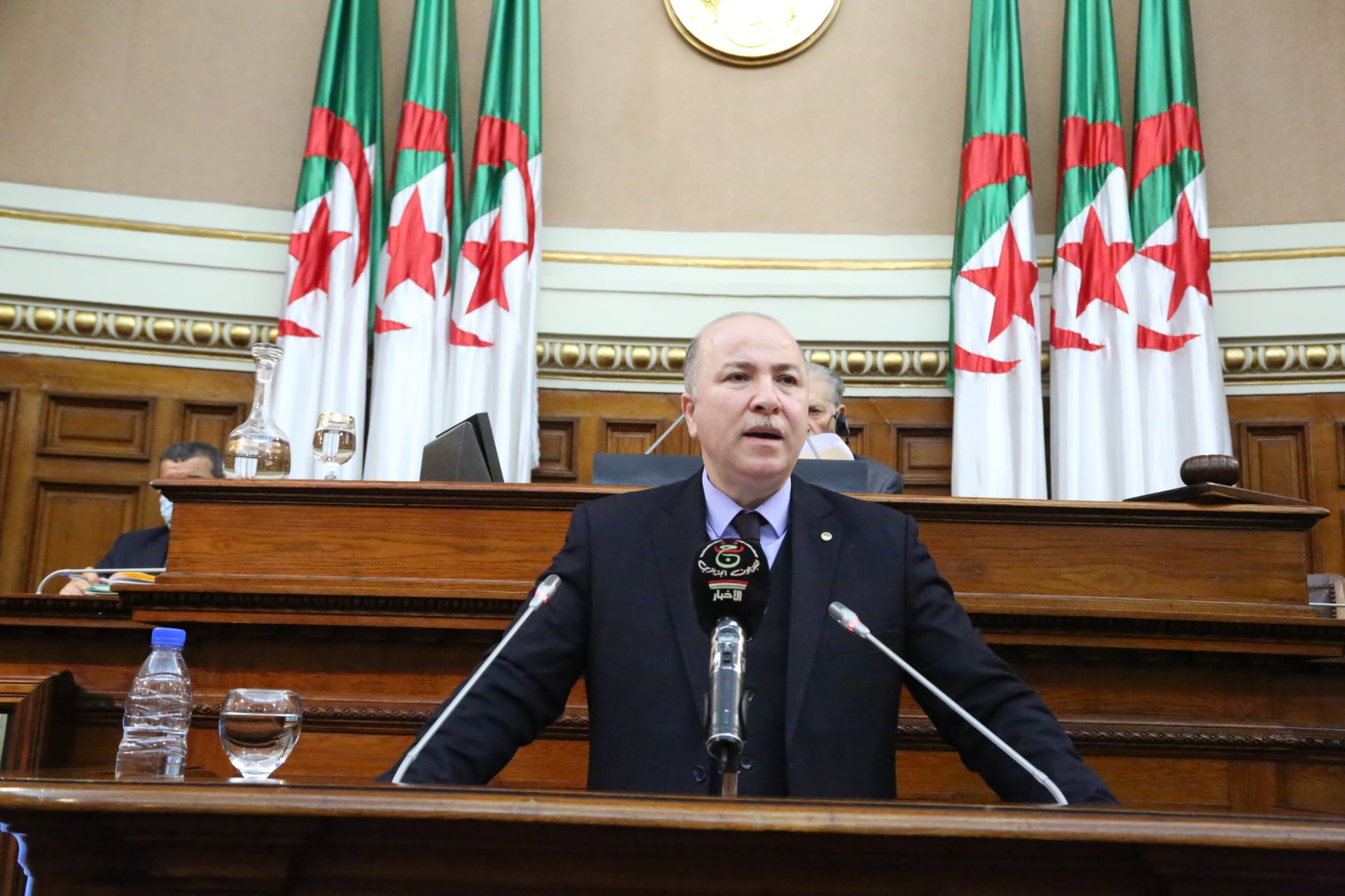 الوزير الأوّل: أعضاء مجلس الأمّة كرّسوا مبدأ العدالة الاجتماعية بمصادقتهم على قانون المالية