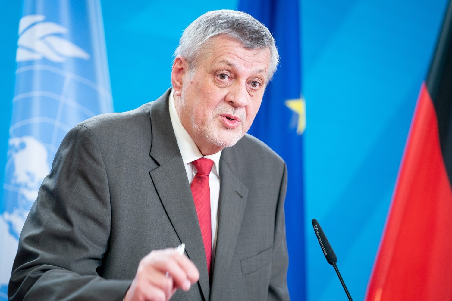 قبل أسابيع عن الانتخابات: استقالة مفاجئة لمبعوث الأمم المتحدة إلى ليبيا