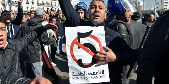 سياسة الكلّ أمني مُتواصلة رغم توقّف مسيرات الحراك: هل يريد النظام العودة إلى ما قبل 2019 ؟