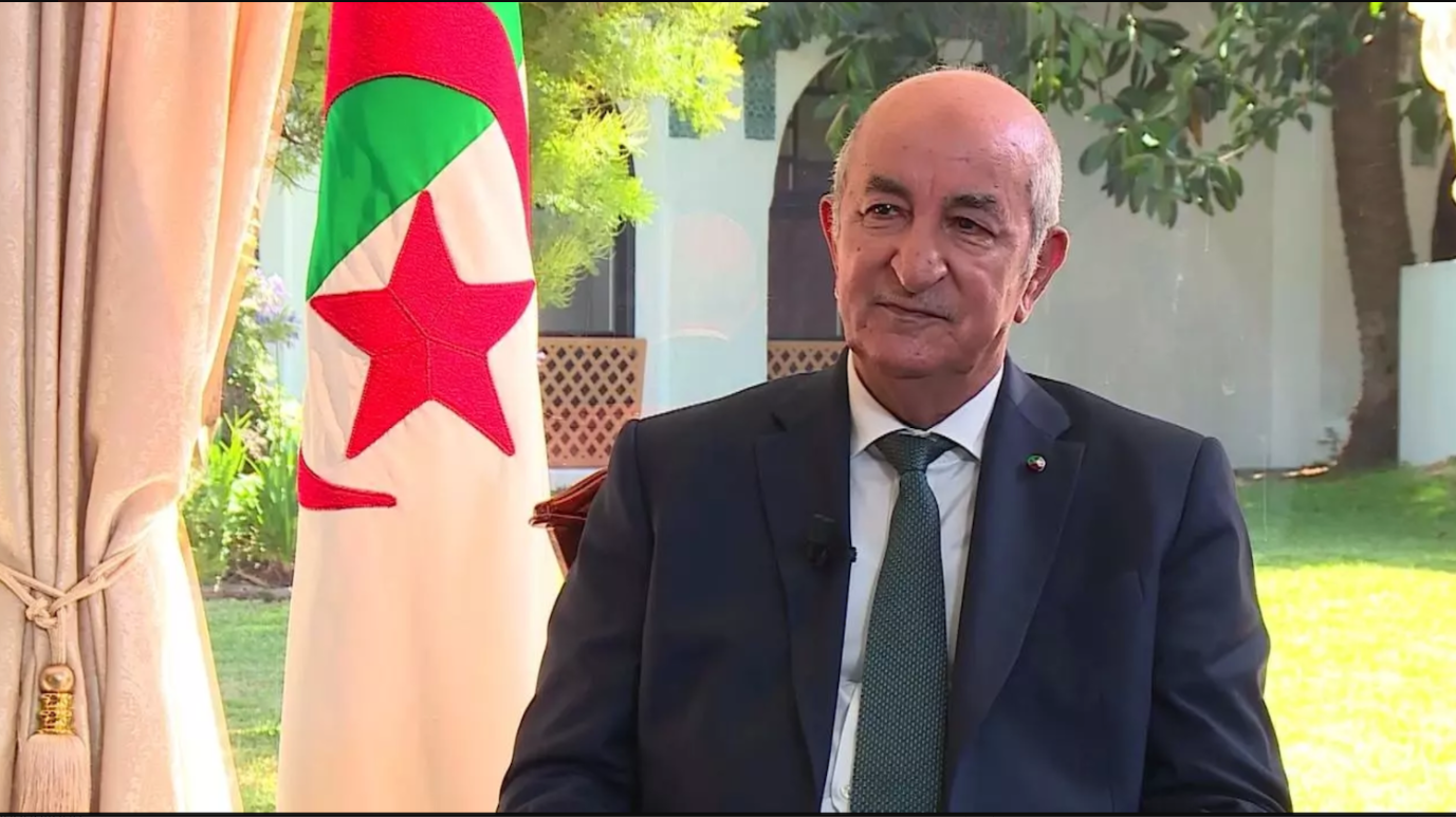 تبون يوقع مرسوم رئاسي يسمح للجالية بالإنتساب في صندوق التقاعد￼