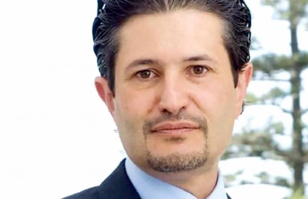 Justice : report du procès impliquant Tayeb Louh et Tarek Kouninef