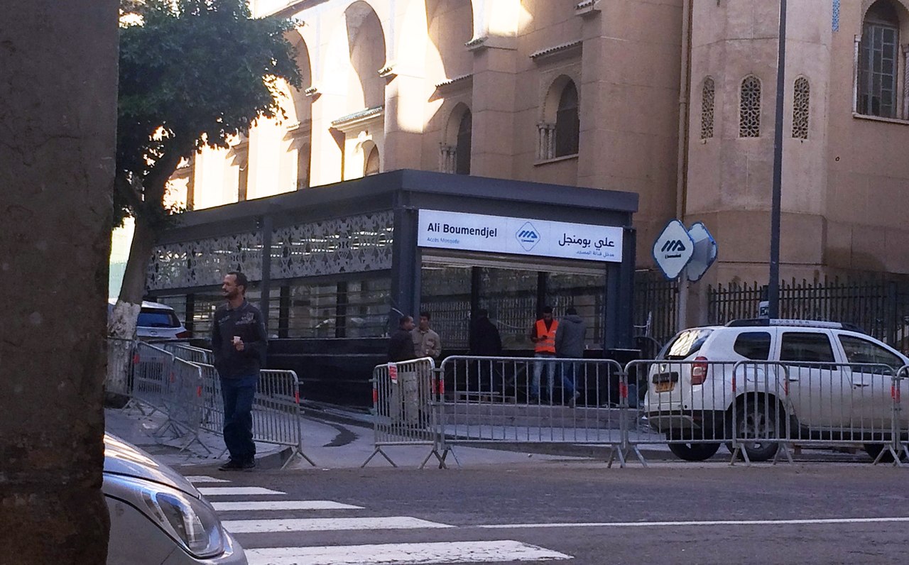 Métro d’Alger : la station Ali Boumendjel évacuée en raison d’un incendie