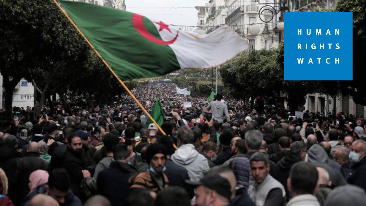 هيومن رايتس: القمع يشتد بالجزائر في الذكرى الثالثة للحراك.. اطلقوا سراح سجناء الرأي