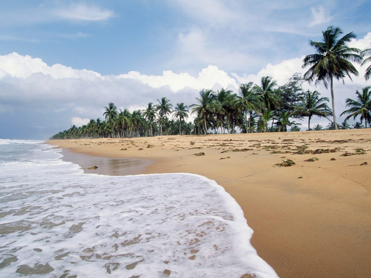 Côte d’Ivoire : 6 ans après l’attentat, les villageois veulent retrouver le Grand Bassam d’avant (reportage)